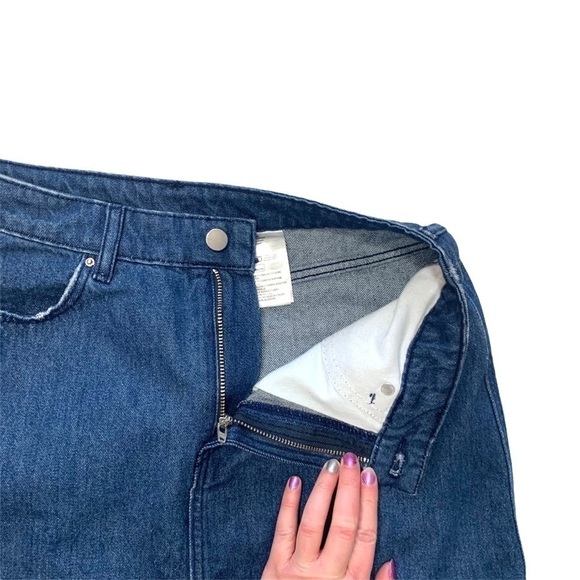 H&M Y2K fringe Raw Hem Cut off Denim Mini Skirt Size 6 - Picture 8 of 12